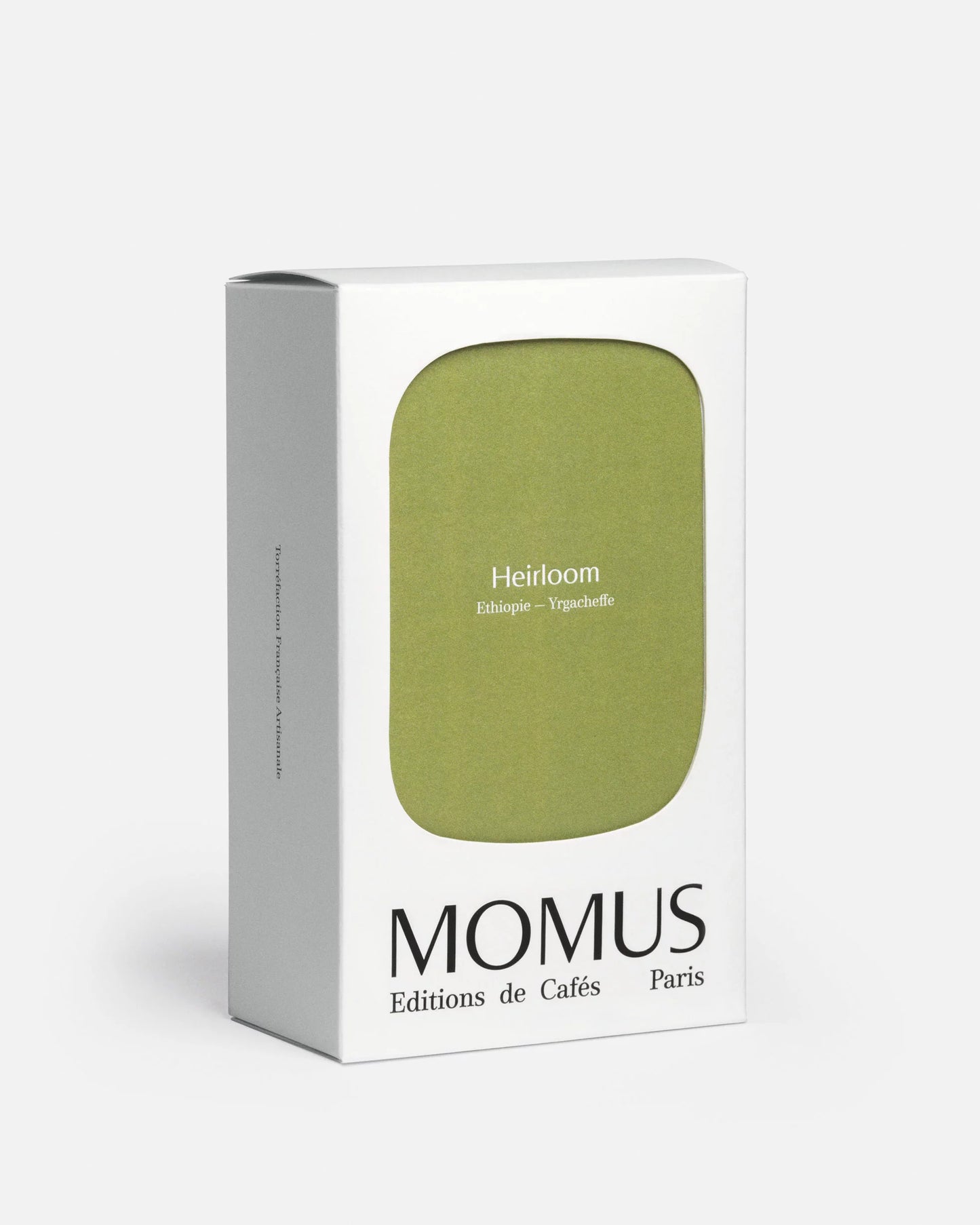 Packaging 200g du café Momus Heirloom Éthiopie - Yrgacheffe. La boîte présente une grande forme vert olive/vert kaki et le texte indique « Heirloom Éthiopie – Yrgacheffe ».